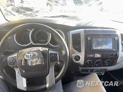 Zdjęcie 9 z 10 samochodu: 2015 TOYOTA TACOMA DOUBLE CAB VIN:3TMLU4EN9FM196765 - miniatura