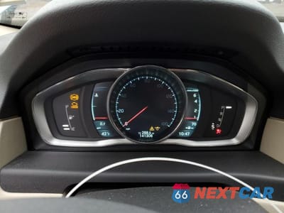 Zdjęcie 9 z 11 samochodu: 2014 VOLVO S80 T6 VIN:YV1902AH9E1179044 - miniatura