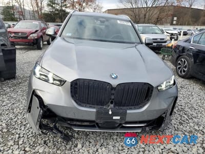Piąte zdjęcie samochodu w środku: 2024 BMW X5 XDRIVE40I VIN:5UX23EU09R9S33535 - miniatura
