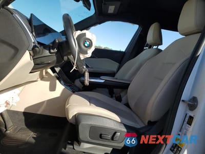 Zdjęcie 7 z 13 samochodu: 2023 BMW X1 XDRIVE28I VIN:WBX73EF03P5X06972 - miniatura