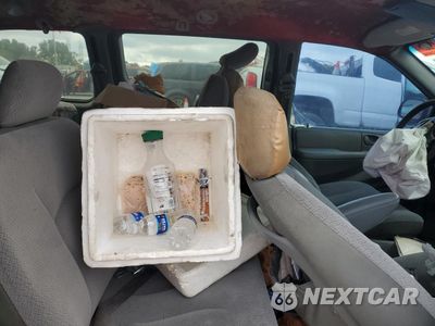 Zdjęcie 11 z 14 samochodu: 2004 CHRYSLER TOWN & COUNTRY LX VIN:2C4GP44RX4R604659 - miniatura