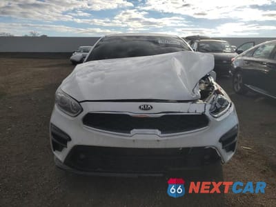 Piąte zdjęcie samochodu w środku: 2019 KIA FORTE EX VIN:3KPF54AD7KE045094 - miniatura