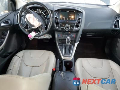 Zdjęcie 8 z 11 samochodu: 2018 FORD FOCUS TITANIUM VIN:1FADP3J24JL293941 - miniatura