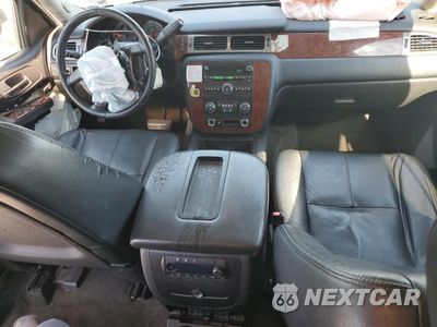 Zdjęcie 8 z 15 samochodu: 2011 CHEVROLET TAHOE C1500 LS VIN:1GNSCAE06BR358160 - miniatura