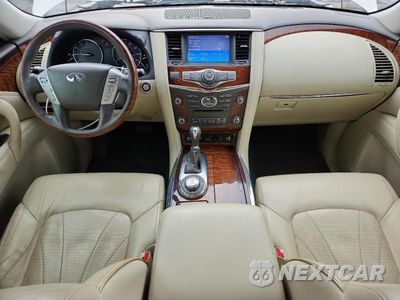 Zdjęcie 8 z 14 samochodu: 2017 INFINITI QX80 VIN:JN8AZ2NE2H9159009 - miniatura