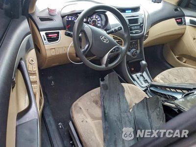 Zdjęcie 8 z 11 samochodu: 2013 HYUNDAI ELANTRA GLS VIN:5NPDH4AE1DH303907 - miniatura