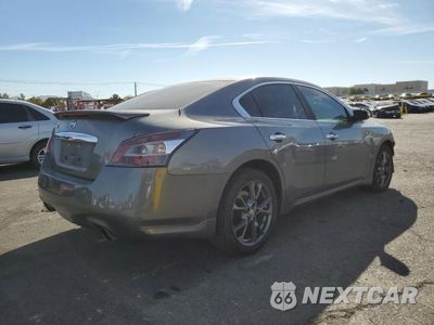 Trzecie zdjęcie samochodu z tyłu: 2014 NISSAN MAXIMA S VIN:1N4AA5AP4EC496894 - miniatura
