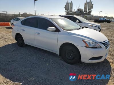 Czwarte zdjęcie samochodu z boku: 2014 NISSAN SENTRA S VIN:3N1AB7AP8EY259497 - miniatura