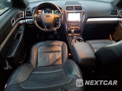 Zdjęcie 8 z 13 samochodu: 2017 FORD EXPLORER XLT VIN:1FM5K8D84HGD09063 - miniatura