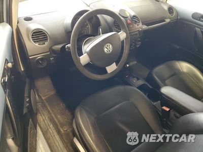 Zdjęcie 8 z 12 samochodu: 2010 VOLKSWAGEN NEW BEETLE VIN:3VWPG3AG7AM007160 - miniatura