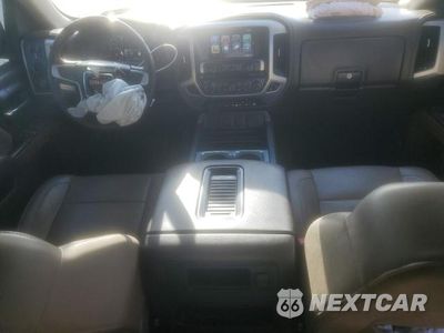 Zdjęcie 8 z 11 samochodu: 2017 GMC SIERRA K1500 SLT VIN:3GTU2NEC1HG224932 - miniatura