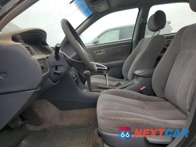 Zdjęcie 7 z 11 samochodu: 2000 TOYOTA CAMRY CE VIN:4T1BG22K8YU969155 - miniatura