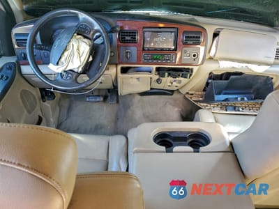 Zdjęcie 8 z 14 samochodu: 2005 FORD F350 SUPER DUTY VIN:1FTWX32P15EB01236 - miniatura