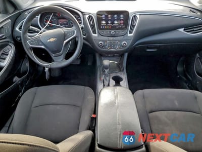 Zdjęcie 8 z 12 samochodu: 2023 CHEVROLET MALIBU LT VIN:1G1ZD5ST9PF136367 - miniatura