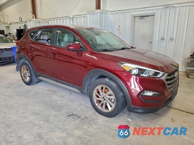 Czwarte zdjęcie samochodu z boku: 2017 HYUNDAI TUCSON LIMITED VIN:KM8J3CA4XHU350184 - miniatura