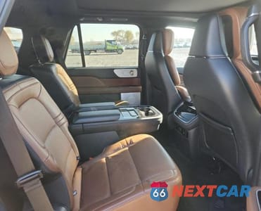 Zdjęcie 11 z 13 samochodu: 2024 LINCOLN NAVIGATOR RESERVE VIN:5LMJJ2LG9REL11425 - miniatura