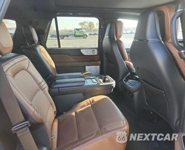 Zdjęcie 11 z 14 samochodu: 2024 LINCOLN NAVIGATOR RESERVE VIN:5LMJJ2LG9REL11425 - miniatura