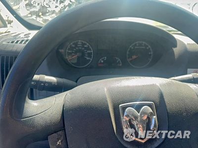 Zdjęcie 8 z 11 samochodu: 2019 RAM PROMASTER 3500 3500 HIGH VIN:3C6URVJG7KE558204 - miniatura