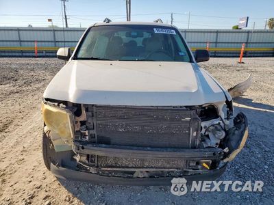 Piąte zdjęcie samochodu w środku: 2009 FORD ESCAPE XLT VIN:1FMCU03779KA25761 - miniatura