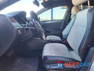 Zdjęcie 7 z 12 samochodu: 2016 VOLKSWAGEN JETTA SPORT VIN:3VWD17AJ3GM278264 - miniatura