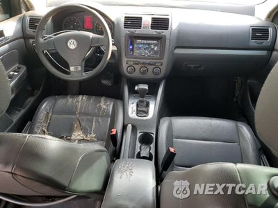 Zdjęcie 8 z 12 samochodu: 2005 VOLKSWAGEN NEW JETTA 2.5L OPTION PACKAGE 1 VIN:3VWSF71K45M601929 - miniatura