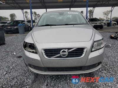 Piąte zdjęcie samochodu w środku: 2010 VOLVO S40 2.4I VIN:YV1382MS2A2506314 - miniatura