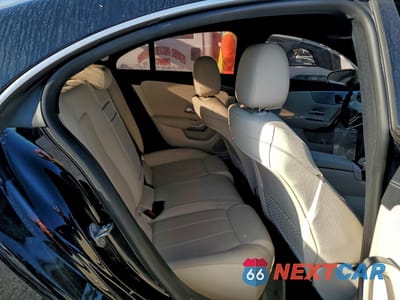 Zdjęcie 10 z 15 samochodu: 2021 MERCEDES-BENZ CLA 250 VIN:W1K5J4GB2MN152524 - miniatura