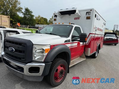Czwarte zdjęcie samochodu z boku: 2012 FORD F550 SUPER DUTY VIN:1FDUF5HTXCEC83845 - miniatura