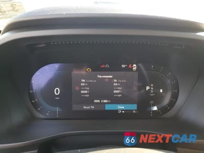 Zdjęcie 9 z 12 samochodu: 2025 VOLVO XC40 PLUS VIN:YV4L12UC7S2491410 - miniatura