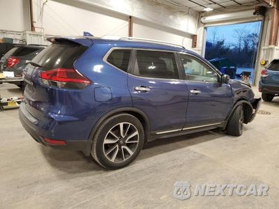 Trzecie zdjęcie samochodu z tyłu: 2018 NISSAN ROGUE S VIN:JN8AT2MT0JW487070 - miniatura