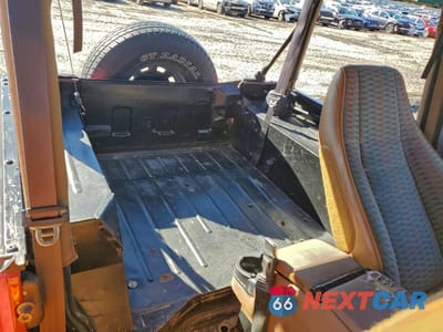 Zdjęcie 10 z 12 samochodu: 1995 JEEP WRANGLER / YJ S VIN:1J4FY19P4SP294757 - miniatura