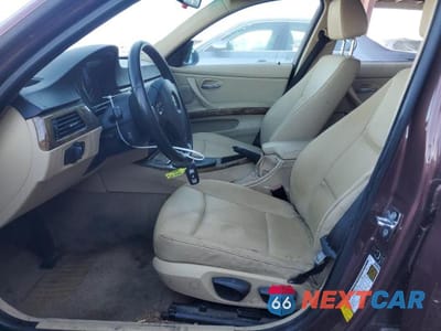 Zdjęcie 7 z 11 samochodu: 2006 BMW 325 I VIN:WBAVB13516PT11205 - miniatura