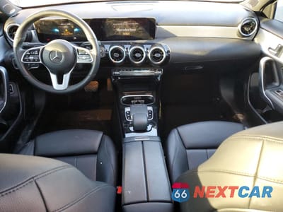 Zdjęcie 8 z 12 samochodu: 2019 MERCEDES-BENZ A 220 VIN:WDD3G4EB8KW014583 - miniatura