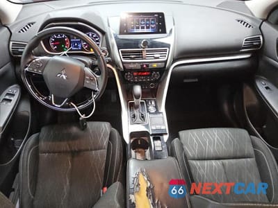 Zdjęcie 8 z 13 samochodu: 2020 MITSUBISHI ECLIPSE CROSS SE VIN:JA4AT5AA1LZ031848 - miniatura