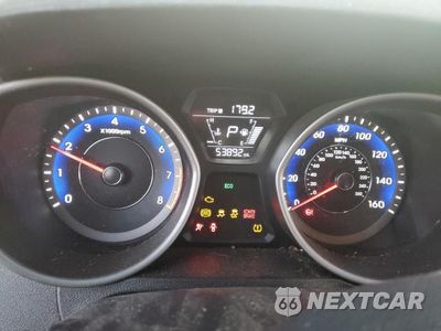 Zdjęcie 9 z 11 samochodu: 2016 HYUNDAI ELANTRA SE VIN:KMHDH4AEXGU492854 - miniatura