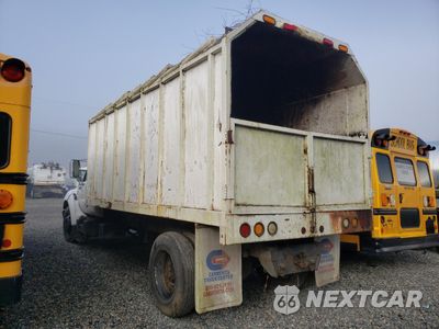 Trzecie zdjęcie samochodu z tyłu: 2002 FORD F650 SUPER DUTY CHIPPER TRUCK VIN:3FDNF65Y22MA18498 - miniatura