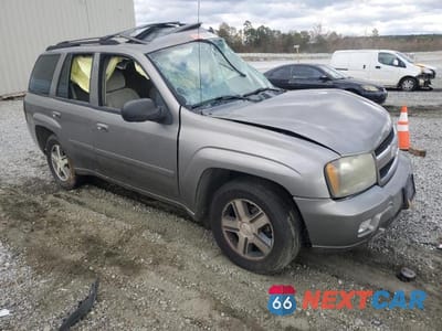 Czwarte zdjęcie samochodu z boku: 2007 CHEVROLET TRAILBLAZER LS VIN:1GNDT13S972133955 - miniatura