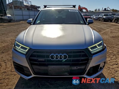 Piąte zdjęcie samochodu w środku: 2019 AUDI Q5 PREMIUM PLUS VIN:WA1BNBFY0K2021693 - miniatura