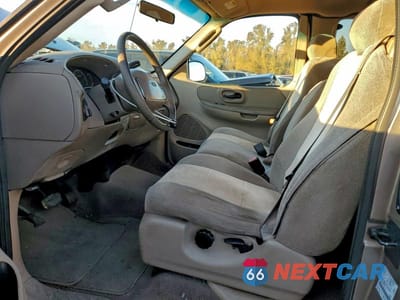 Zdjęcie 7 z 12 samochodu: 2002 FORD F150 VIN:2FTRX18W32CA70637 - miniatura