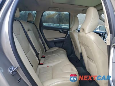 Zdjęcie 11 z 12 samochodu: 2016 VOLVO XC60 T5 PREMIER VIN:YV4612RK0G2856756 - miniatura
