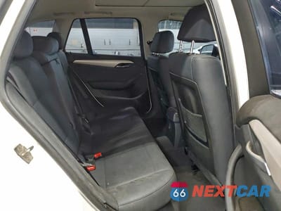 Zdjęcie 11 z 12 samochodu: 2014 BMW X1 XDRIVE28I VIN:WBAVL1C56EVY18057 - miniatura