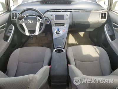Zdjęcie 8 z 12 samochodu: 2012 TOYOTA PRIUS VIN:JTDKN3DU5C5518380 - miniatura