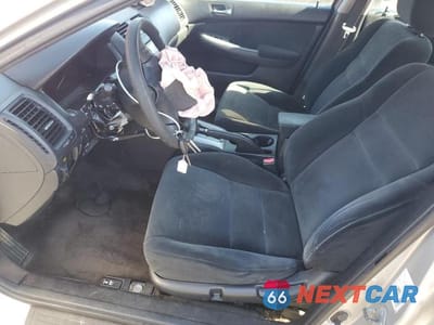 Zdjęcie 7 z 13 samochodu: 2006 HONDA ACCORD EX VIN:1HGCM56776A183842 - miniatura