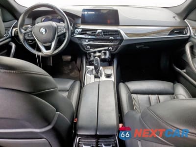 Zdjęcie 8 z 11 samochodu: 2019 BMW 530I XDRIVE SPORT VIN:WBAJA7C55KWW49596 - miniatura