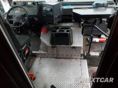 Zdjęcie 8 z 12 samochodu: 2012 WORKHORSE W62 DELIVERY TRUCK VIN:5B4LFG2E4C3448666 - miniatura