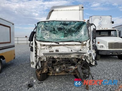 Piąte zdjęcie samochodu w środku: 2012 ISUZU NPR HD BOX TRUCK VIN:JALC4W160C7002848 - miniatura