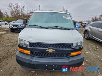 Piąte zdjęcie samochodu w środku: 2020 CHEVROLET EXPRESS G2 VAN VIN:1GCWGAF19L1270886 - miniatura