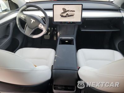 Zdjęcie 8 z 15 samochodu: 2024 TESLA MODEL Y VIN:7SAYGDEE2RF071311 - miniatura