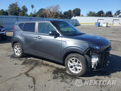 Czwarte zdjęcie samochodu z boku: 2023 KIA SOUL LX VIN:KNDJ23AUXP7880319 - miniatura