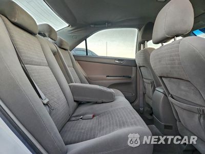 Zdjęcie 10 z 14 samochodu: 2005 TOYOTA CAMRY LE VIN:4T1BE30K55U616897 - miniatura